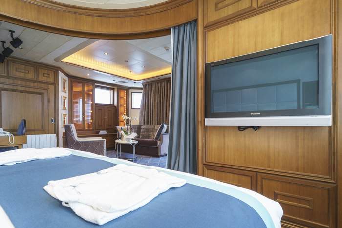 Poseidon Expeditions Sea Spirit Owners Cabin 5.jpg